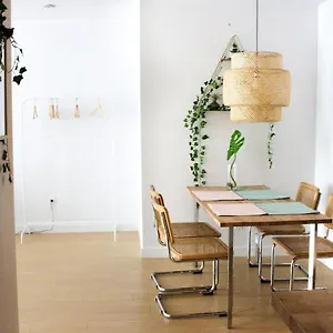 Marche Jean-talon Suites , Montréal Canada