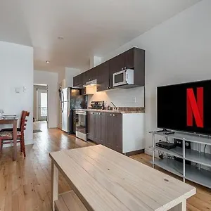 5-star Prime Location - Bright , Montréal Canada